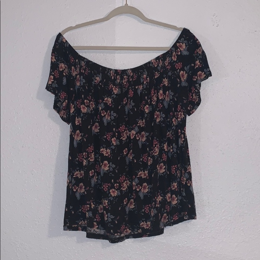 American Eagle Top